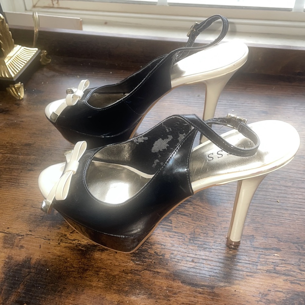 Guess Sling Open Toe Black And Cream Color Dress … - image 3